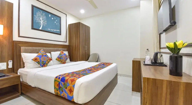 Номер Deluxe FabHotel LFC