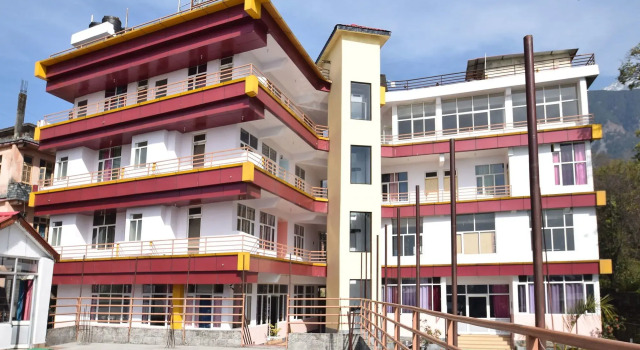 Highland Village Resort, Забронировать Курортный отель Отели штата Химачал-Прадеш с завтраком, Завтраки