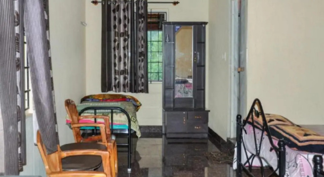 Evergreen homestay by StayApart, Coorg, Забронировать Отель Отели штата Карнатаки с парковкой, Парковка