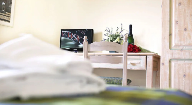Двухместный номер Superior с балконом Pausania Inn
