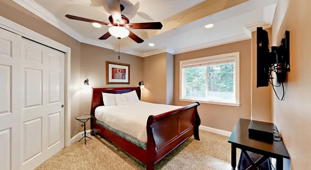 5BR Home w/ Hot Tub & Game Room