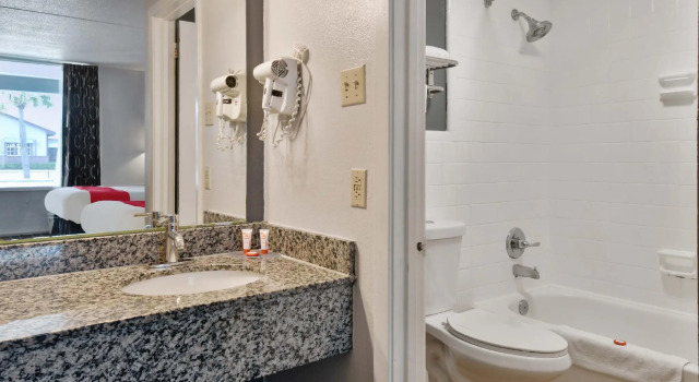 Двухместный номер Standard OYO Hotel Lake Park-Valdosta I-75, Exit 5