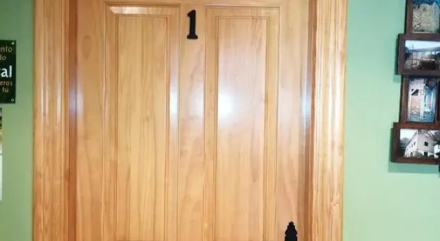 APARTAMENTOS RURALES EL PRIVILEGIO, Varaa Huoneisto La Plaza Asturia
