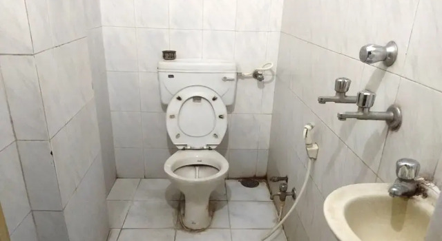 Номер Deluxe Hotel Rainbow near Victoria Hospital City Market