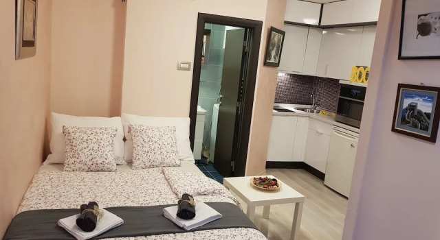 MC Modern Rooms, Забронировать Отель Отели Белграда 3 звезды, рядом с Военный музей, 3*