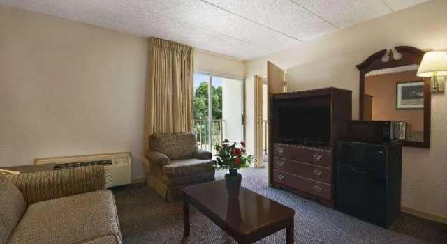 Люкс Days Inn Birmingham/Vestavia Hills