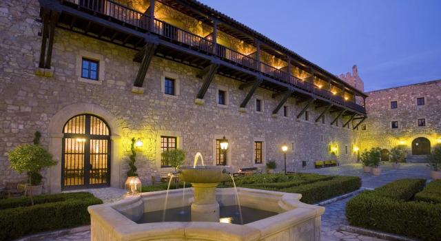 Parador de Siguenza, Забронировать Отель Сигуэнса Guadalajara Province