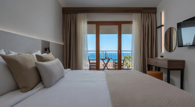 Двухместный номер Superior с видом на море Alia Palace Hotel - Adults Only