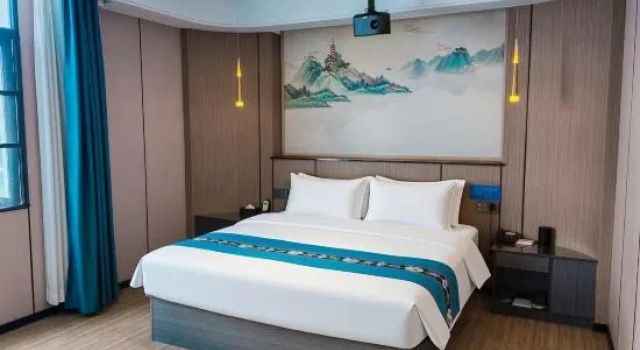 Люкс TukE China Light Residence Hotel