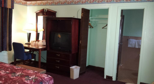 Executive Lodge, Rezerwuj Hotel Alcoa 