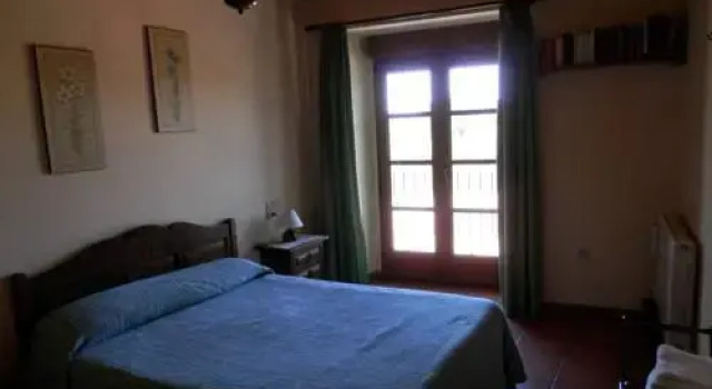 Casa Rural La Escuela, Забронировать Отель Бехар La Covatilla