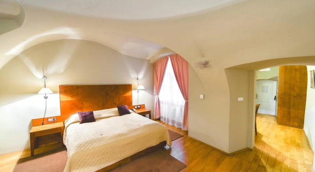 Двухместный номер Standard LH Hotel Golden Wheel