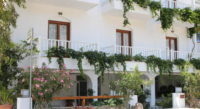 Hotel Kamari