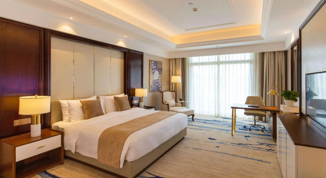 Двухместный номер Deluxe с видом на озеро Wyndham Grand Plaza Royale Kaicheng Anji