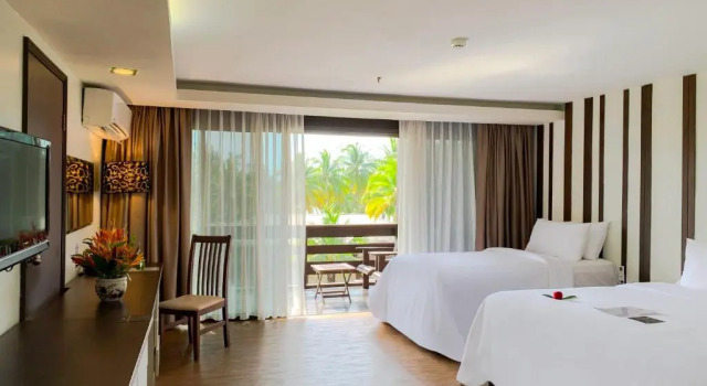 Номер Standard с видом на окрестности Damai Beach Resort