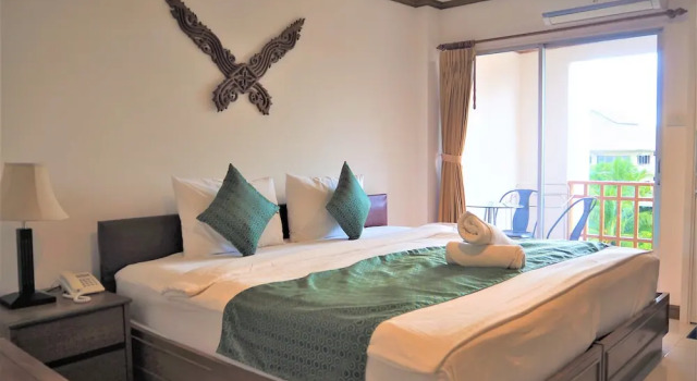 Номер Superior с балконом и с видом на море Hua Hin White Villa Hotel - SHA Certified