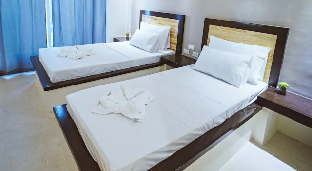 G Hotel