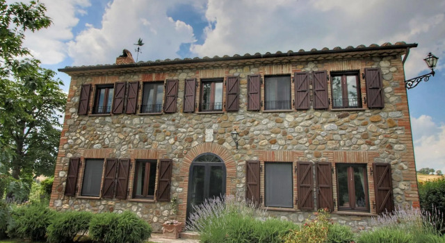 Belvilla by OYO Villa La Palazzeta, Book Villa Villaer i Ficulle, Villa