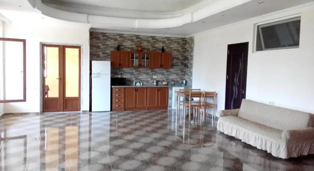 Guest House Vitali, Varaa Matkakoti Gonio 