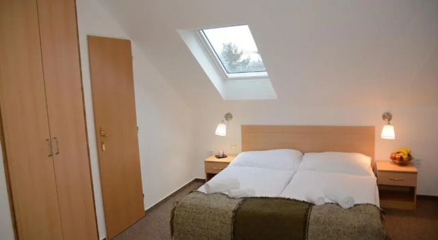 Camera tripla Standard con vista sul giardino Wellness Vila Bohemia