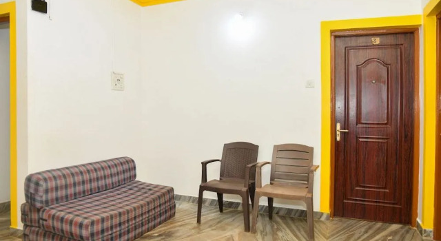 Oyo 29697 Glory Lazfina Guest House, Book Guesthouse Calangute 
