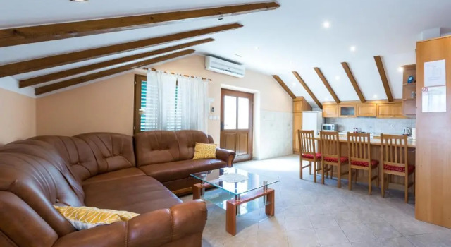 Apartments Villa Kulish, Забронировать Апартаменты/квартира Отели Цавтат с парковкой, рядом с Пляж Циста Лука 1, Парковка