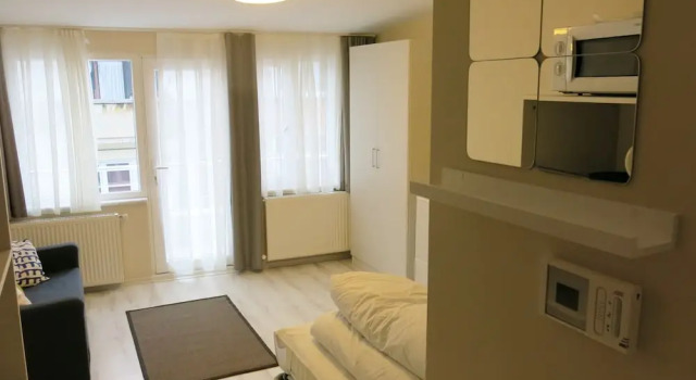 Студия с балконом Cimen Apartments