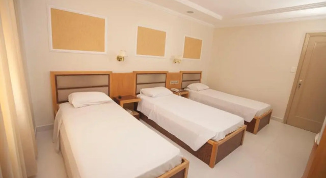 Номер Luxury Hotel Windsor