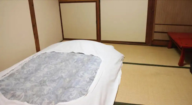 Chizuru Ryokan, Prenota Hotel Kure Hiroshima