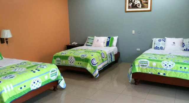 Blue Marlin Hotel, Prenota Hotel Hotel a San Cristobal Island con colazione, Colazione