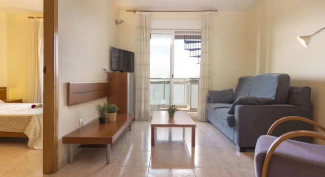 Apartment Monaco, Забронировать Апартаменты/квартира Отели El Baix Camp с бассейном, Бассейн