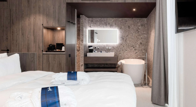 Люкс Radisson Blu Hotel, Bruges