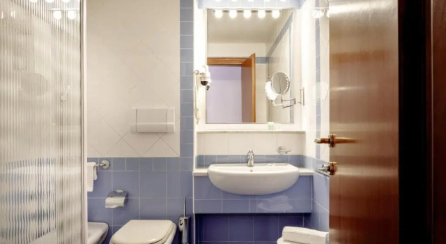 Номер Comfort Euro Hotel