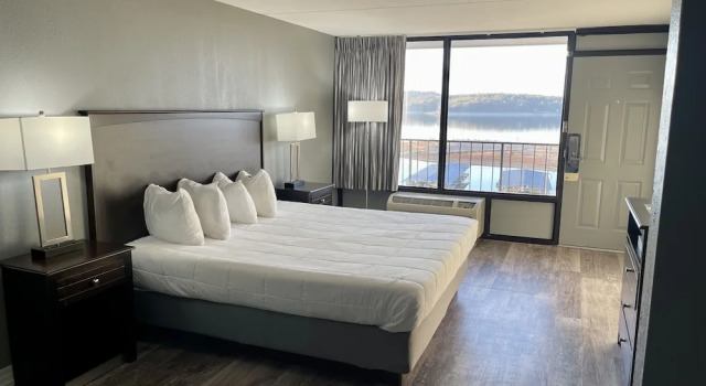 Двухместный люкс Lake Norfork Resort
