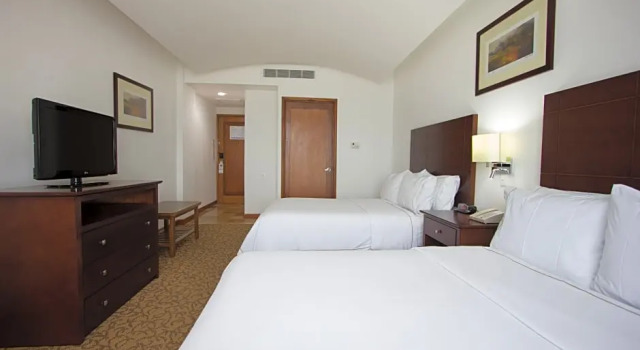 Люкс Holiday Inn Express Nuevo Laredo by IHG