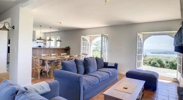 Maison Crozon, 5 pièces, 9 personnes - FR-1-370-75, Забронировать Отель Отели Finistère с парковкой, Парковка