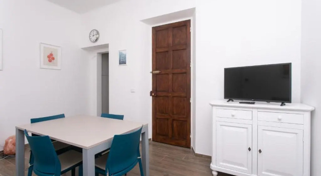 N237 - Numana, trilocale a 100 metri dal centro, Rezervovat Hotel Numana 