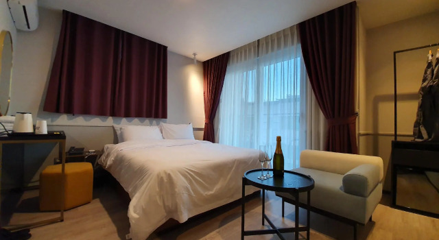 Номер Deluxe Brown-Dot Hotel