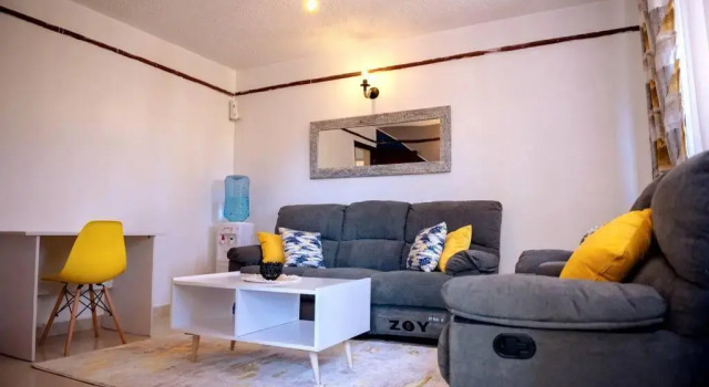 JuVee Place -Two Bedroom Apartment, Nanyuki