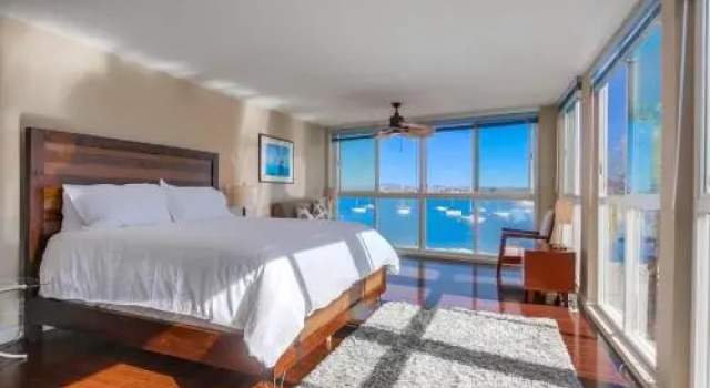 Waterfront Getaway 4 Townhouse