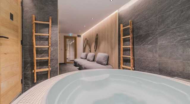 Апартаменты Apartment in Peisey With Stunning Mountain Views