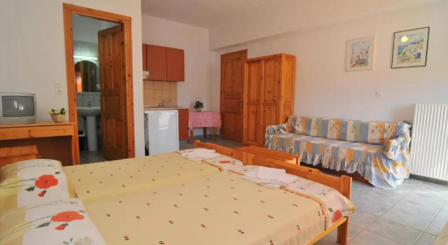 Studios Betty, Prenota Hotel Kinira Thassos