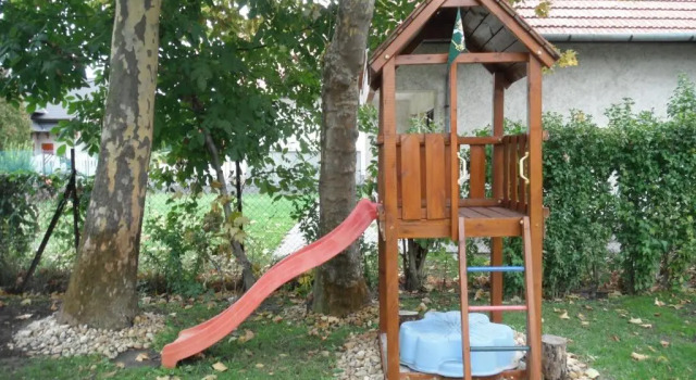 Коттедж Csokonai guesthouse