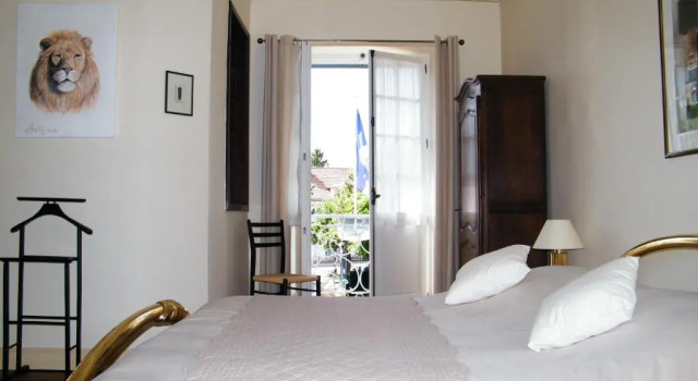 Двухместный номер Standard с балконом Villa des Capucins