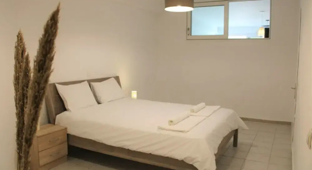 "kalamaki Plaza Apartments 'asteri' "