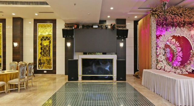 OYO 15908 Cherish, Забронировать Отель Гургаон 