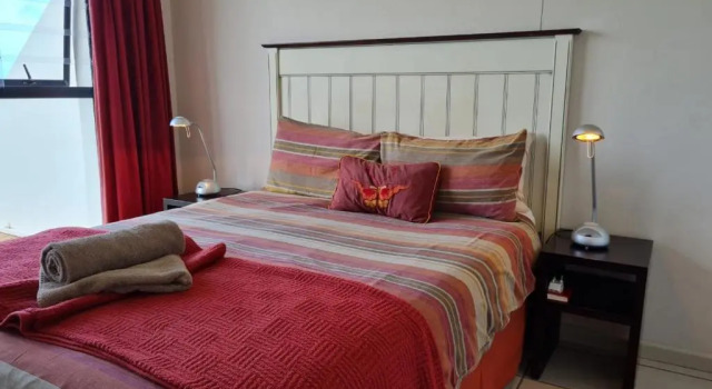 Point Village Accommodation - Santos 11, Забронировать Отель Отели Mossel с парковкой, Парковка