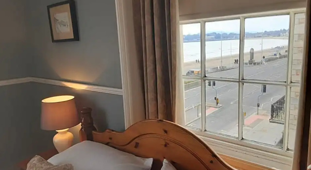 Valentine Guest House, Забронировать Гостевой дом Гостевые дома Уэймут, рядом с Пляж Гринхилл, Гостевой дом
