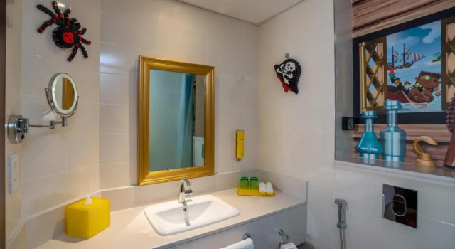 Полностью тематический номер Pirate LEGOLAND Hotel Dubai