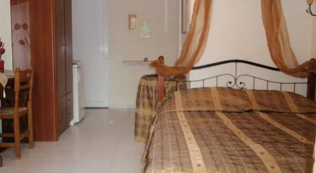 Villa Olga Apartments & Studios